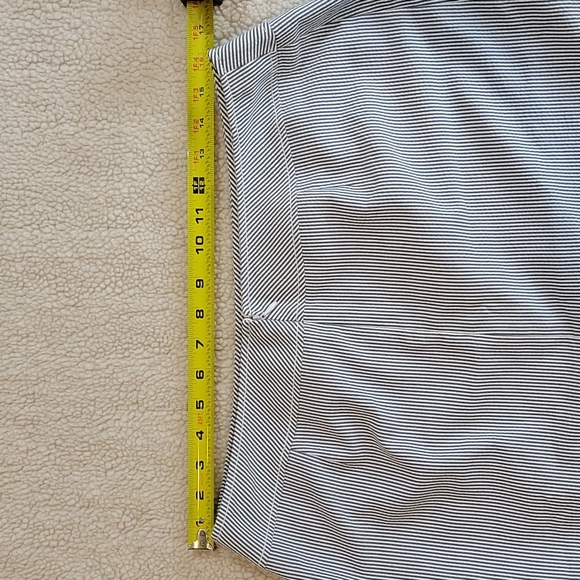 Tahari Navy/White Stripe Skirt, Size 12P - Picture 4 of 12